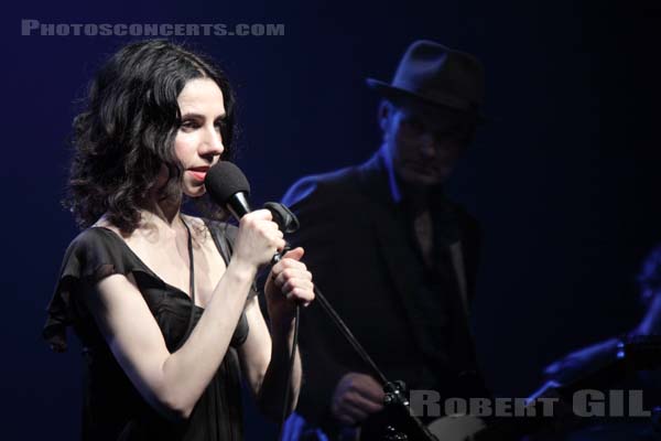 PJ HARVEY - JOHN PARISH - 2009-05-17 - PARIS - Le Bataclan - 